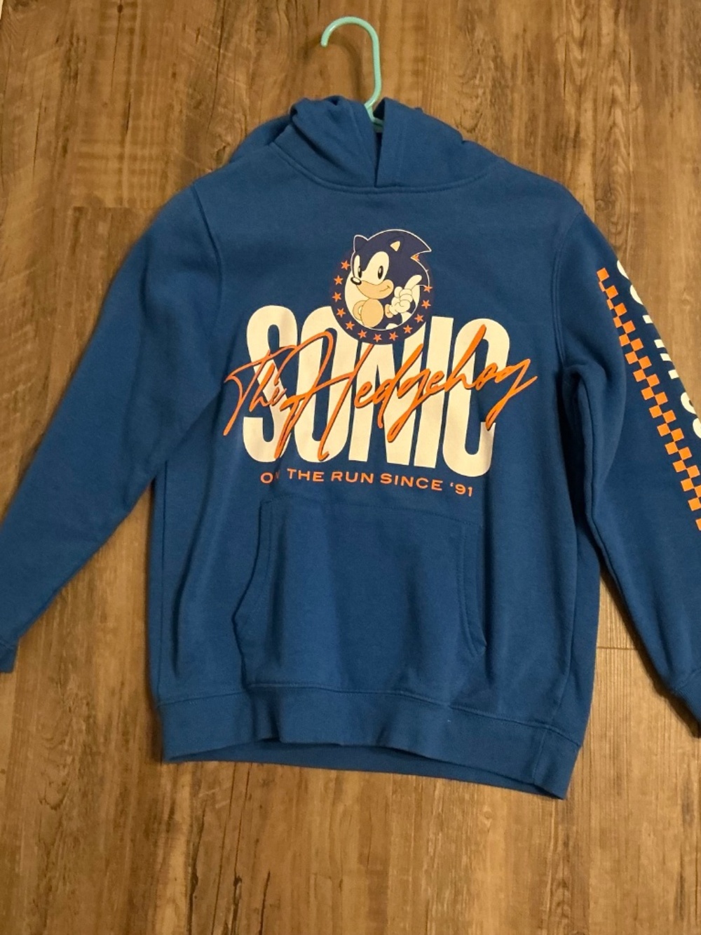 SEGA Sonic the Hedgehog "On the Run Since '91" pullover hoodie, size L (youth) - Picture 2 of 3